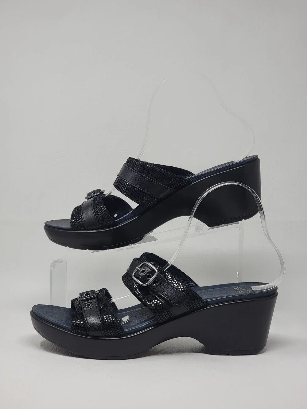 Dansko Womens Jessie Black Leather Buckle Wedge Platform Slide Sandals Size 41